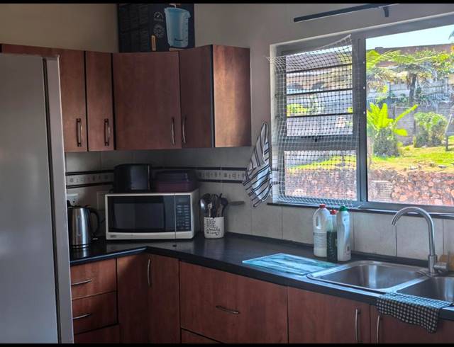 2 BEDROOM PROPERTY TO RENT IN ESCOMBE